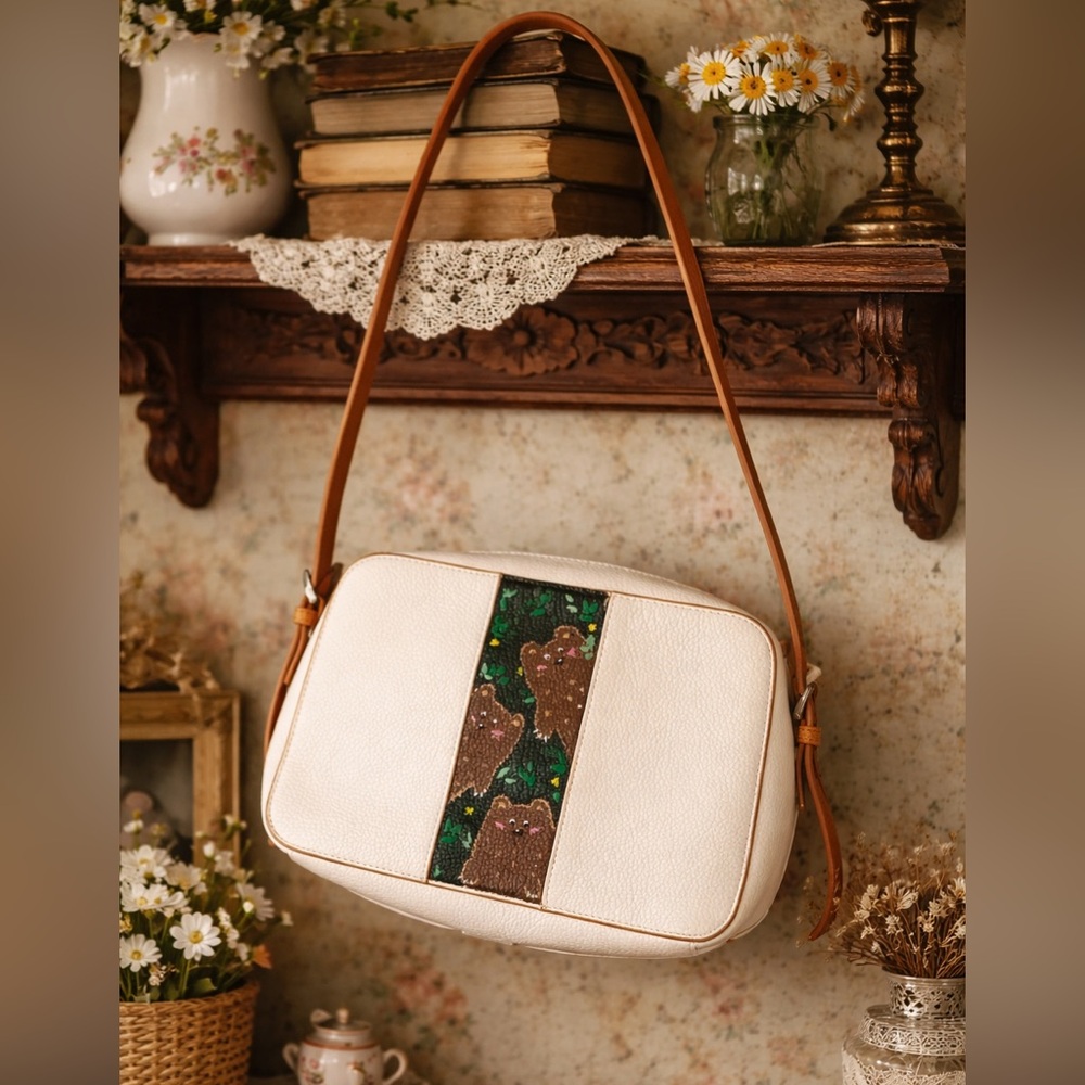 Vintage Cream/Brown Leather Hand Painted Bears Nordstrom Shoulder/Crossbody Bag